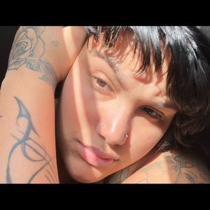 Meet your Posher, Sky